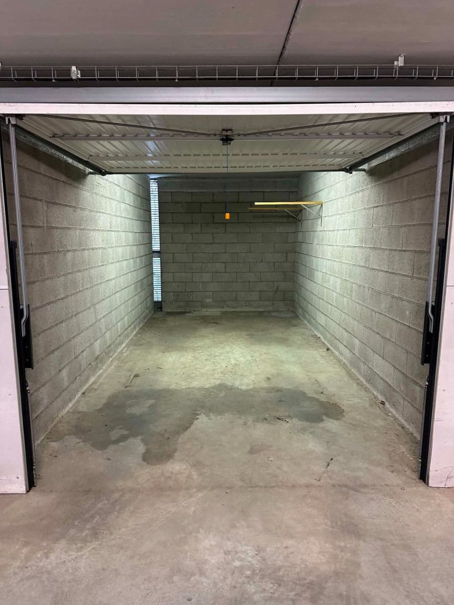 Pronájem garáže 18 m², Bašteckého, Praha, Praha Pronájem garáže 18 m², Bašteckého, Praha, Praha