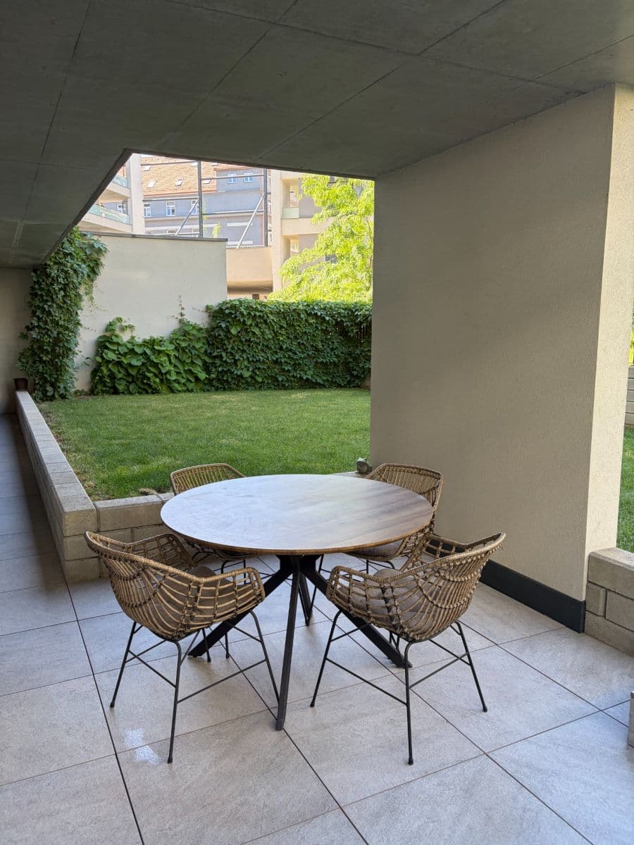 Pronájem bytu 3+kk 104 m², Nuselská, Praha, Praha Pronájem bytu 3+kk 104 m², Nuselská, Praha, Praha