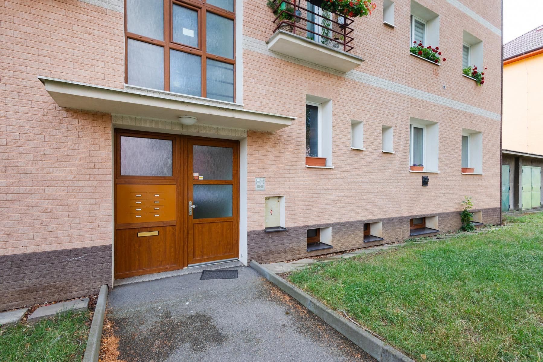 Prodej bytu 2+kk 48 m², Kpt. Jaroše, Beroun, Středočeský kraj Prodej bytu 2+kk 48 m², Kpt. Jaroše, Beroun, Středočeský kraj