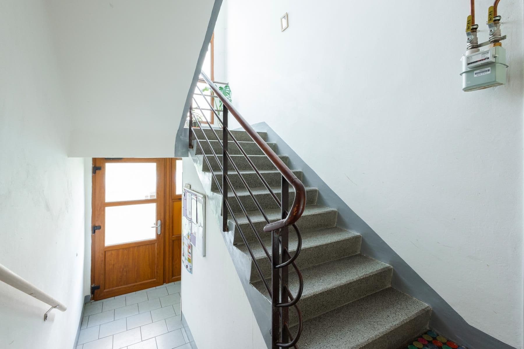 Prodej bytu 2+kk 48 m², Kpt. Jaroše, Beroun, Středočeský kraj Prodej bytu 2+kk 48 m², Kpt. Jaroše, Beroun, Středočeský kraj