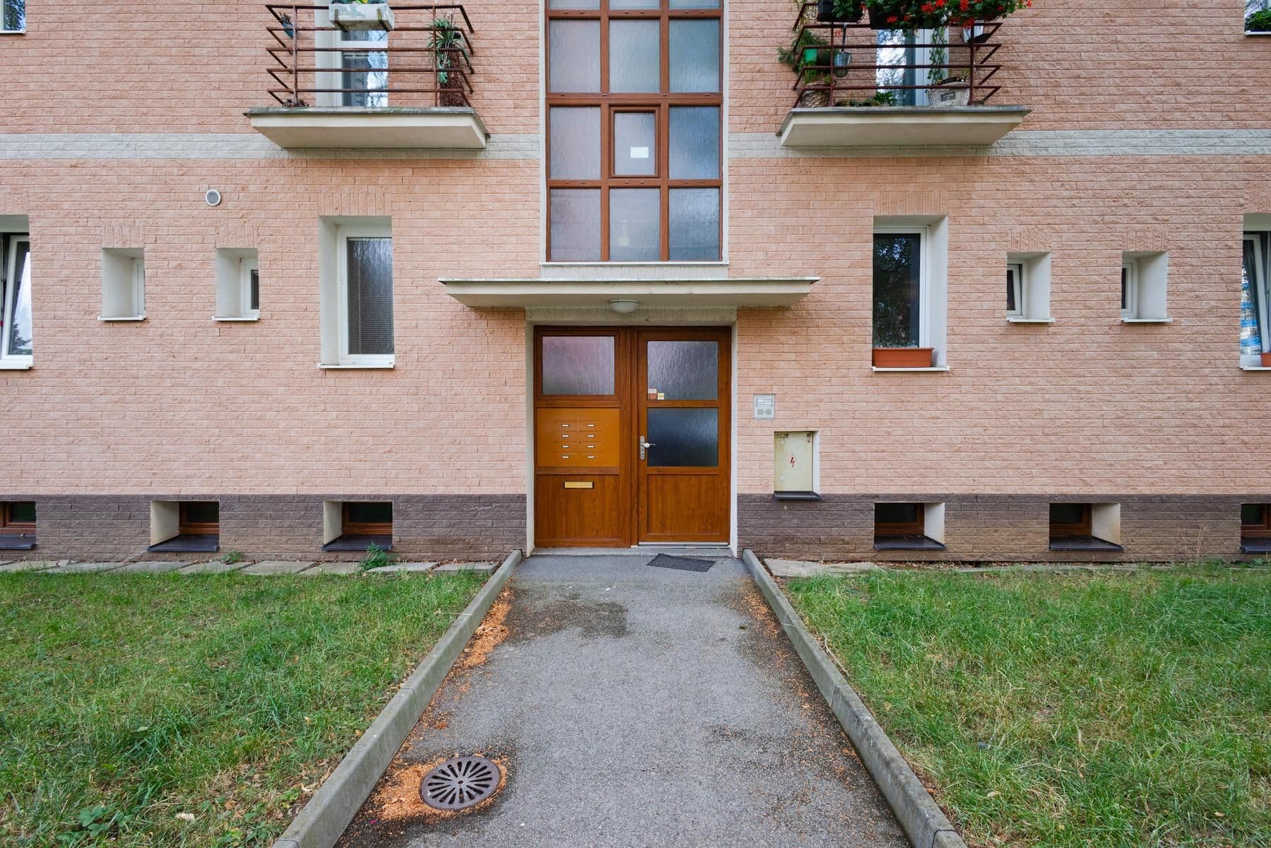 Prodej bytu 2+kk 48 m², Kpt. Jaroše, Beroun, Středočeský kraj Prodej bytu 2+kk 48 m², Kpt. Jaroše, Beroun, Středočeský kraj