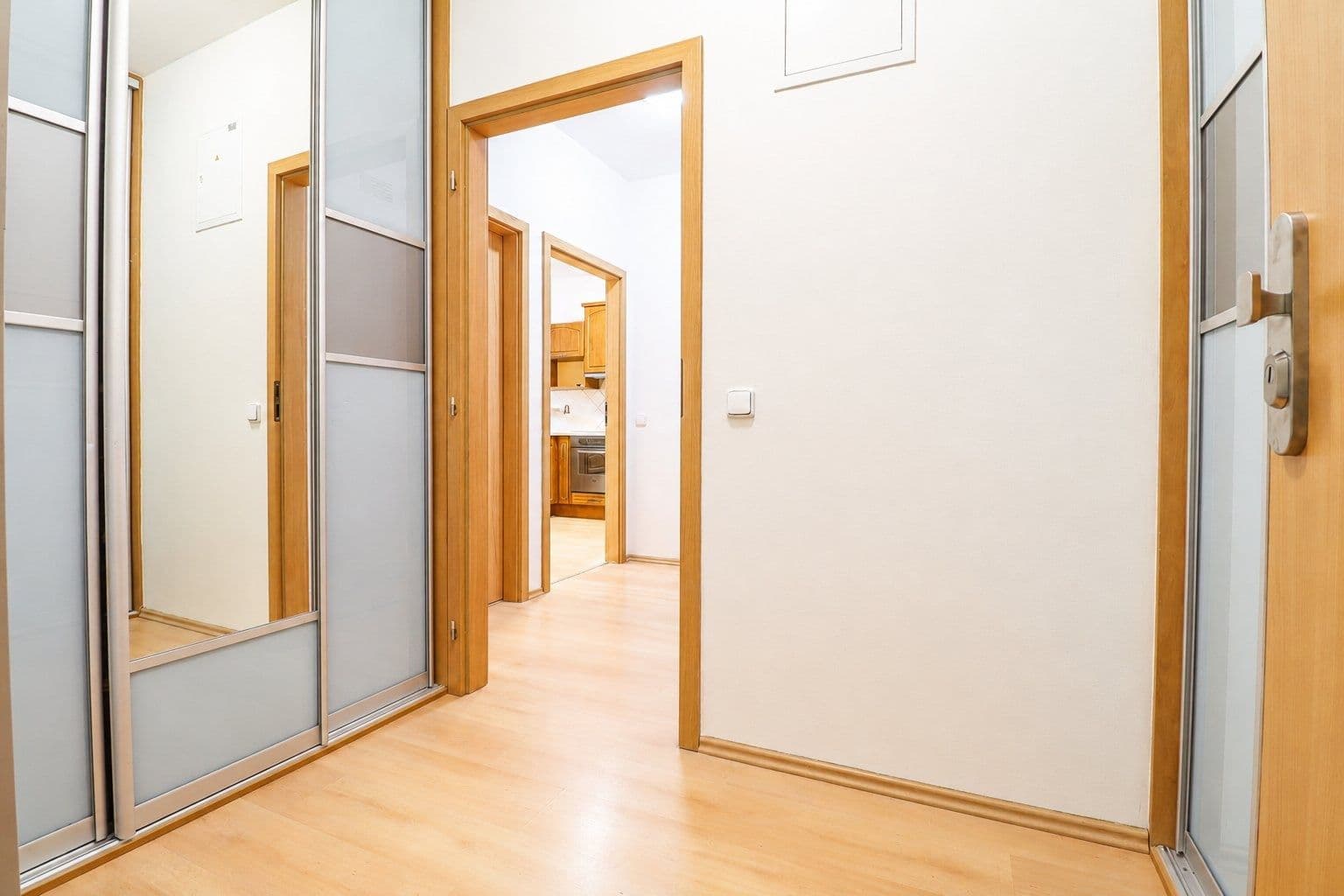 Pronájem bytu 2+kk 43 m², Vladycká, Praha, Praha Pronájem bytu 2+kk 43 m², Vladycká, Praha, Praha