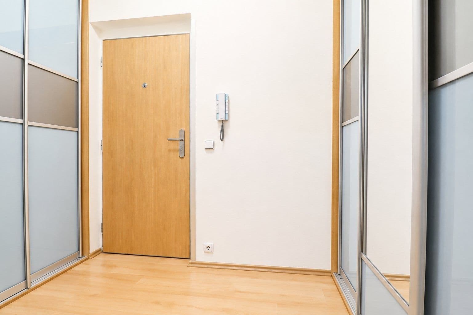 Pronájem bytu 2+kk 43 m², Vladycká, Praha, Praha Pronájem bytu 2+kk 43 m², Vladycká, Praha, Praha