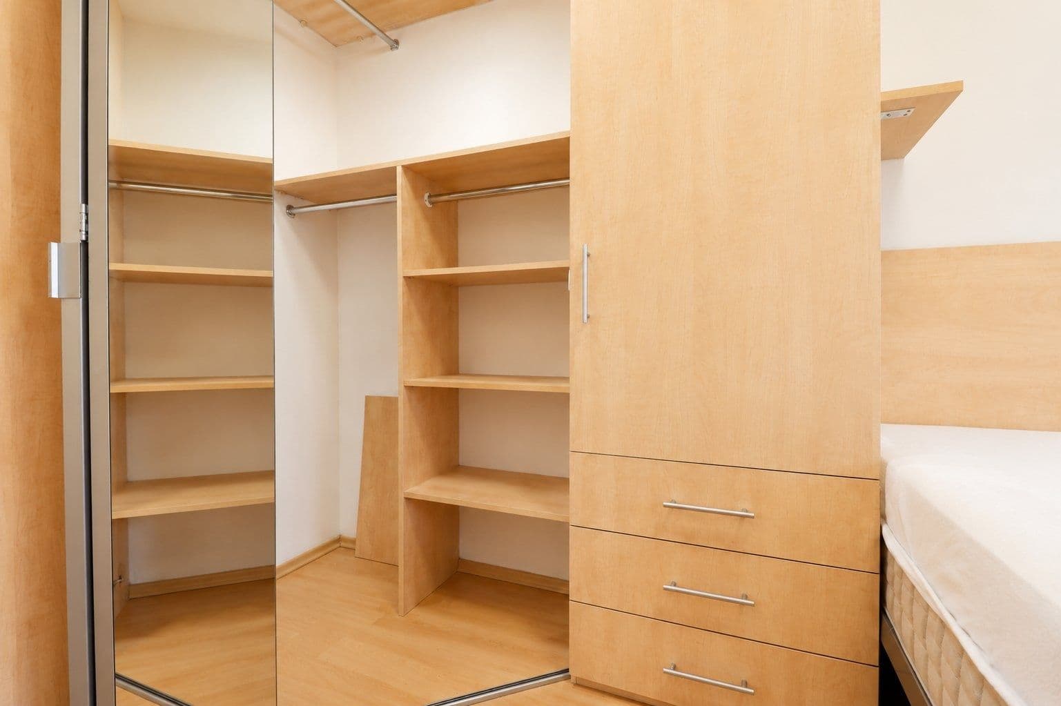 Pronájem bytu 2+kk 43 m², Vladycká, Praha, Praha Pronájem bytu 2+kk 43 m², Vladycká, Praha, Praha