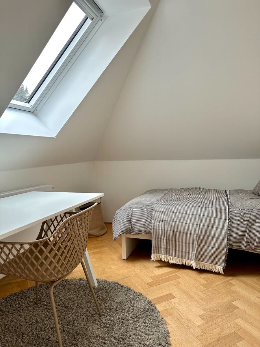 Pronájem bytu 3+1 144 m², Benešovská, Praha, Praha Pronájem bytu 3+1 144 m², Benešovská, Praha, Praha