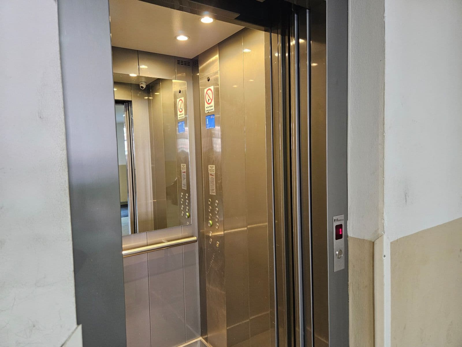 Prodej bytu 3+kk 73 m², Bryksova, Praha, Praha Prodej bytu 3+kk 73 m², Bryksova, Praha, Praha
