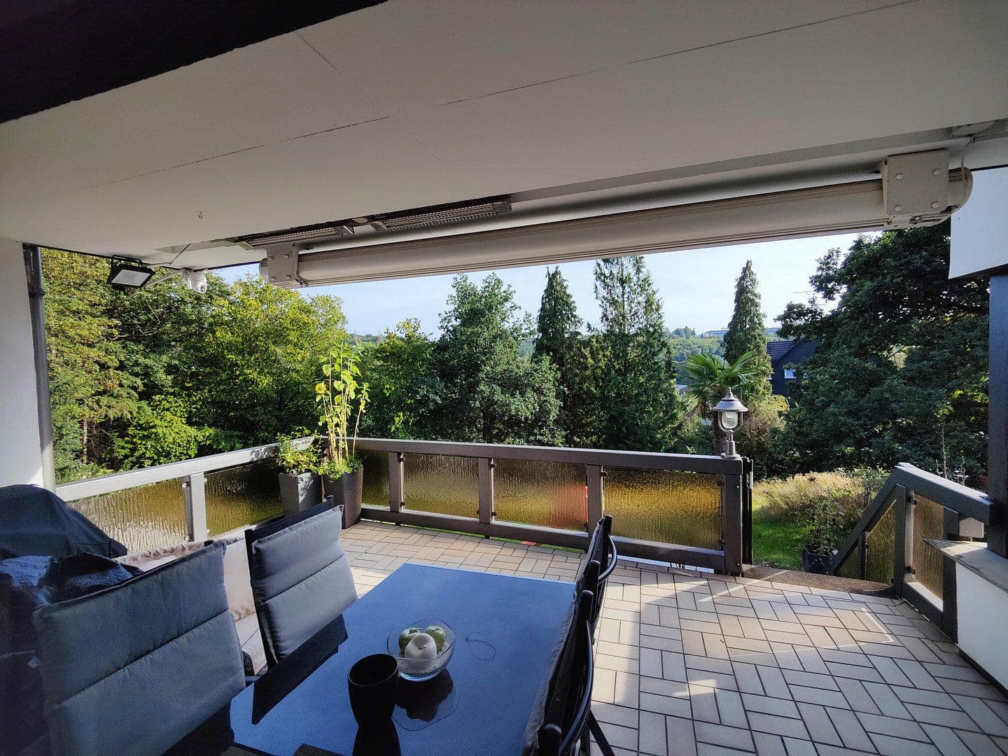 Prodej domu 328 m², pozemek 1.054 m², Remscheid, Severní Porýní-Vestfálsko Prodej domu 328 m², pozemek 1.054 m², Remscheid, Severní Porýní-Vestfálsko