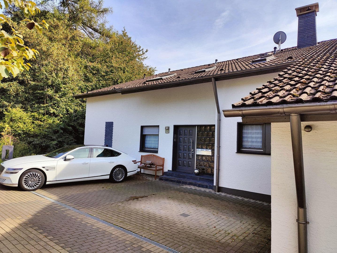 Prodej domu 328 m², pozemek 1.054 m², Remscheid, Severní Porýní-Vestfálsko Prodej domu 328 m², pozemek 1.054 m², Remscheid, Severní Porýní-Vestfálsko