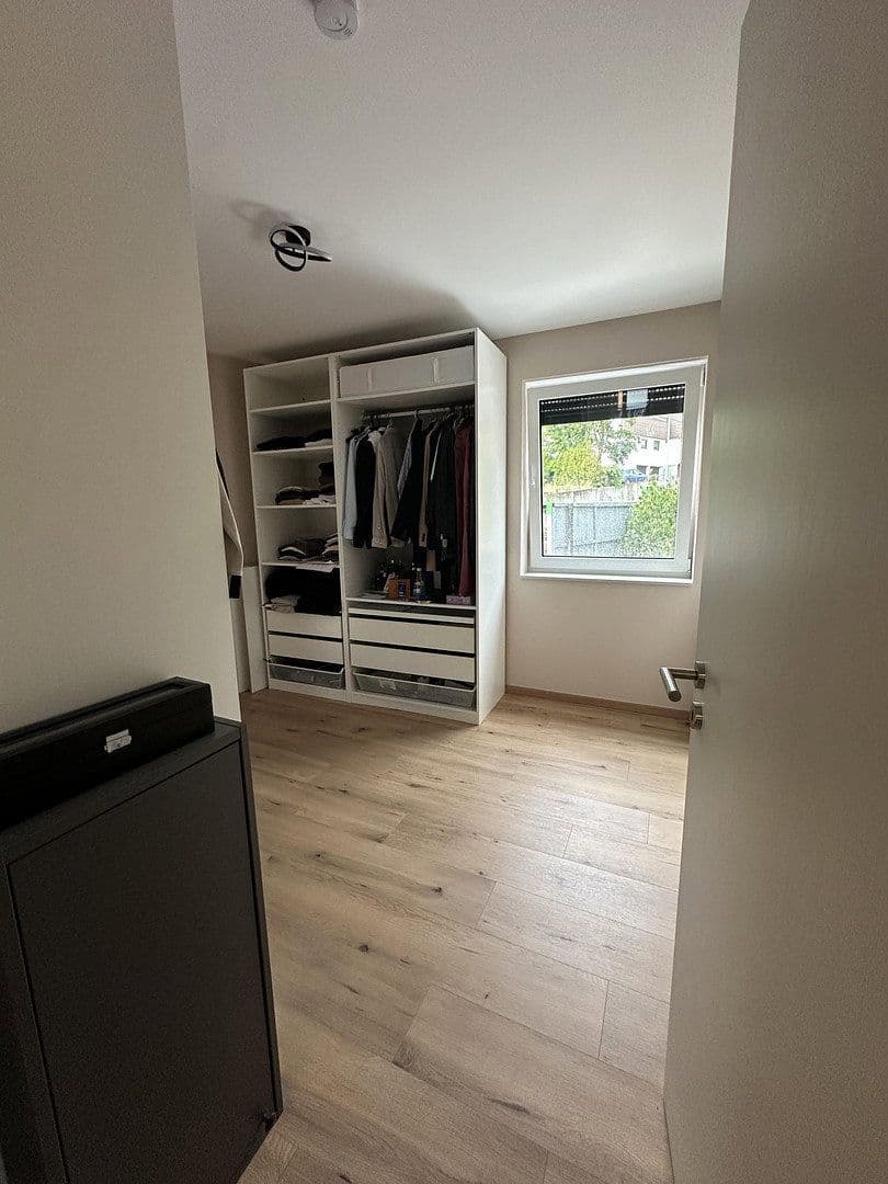 Pronájem bytu 4+kk 106 m², Feuerbacher Straße 20, Leonberg, Bádensko-Württembersko Pronájem bytu 4+kk 106 m², Feuerbacher Straße 20, Leonberg, Bádensko-Württembersko