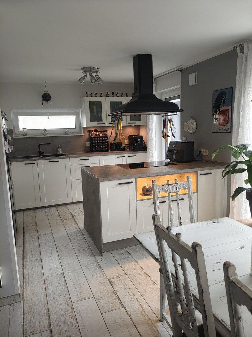 Prodej domu 158 m², pozemek 465 m², Hünxe, Severní Porýní-Vestfálsko Prodej domu 158 m², pozemek 465 m², Hünxe, Severní Porýní-Vestfálsko