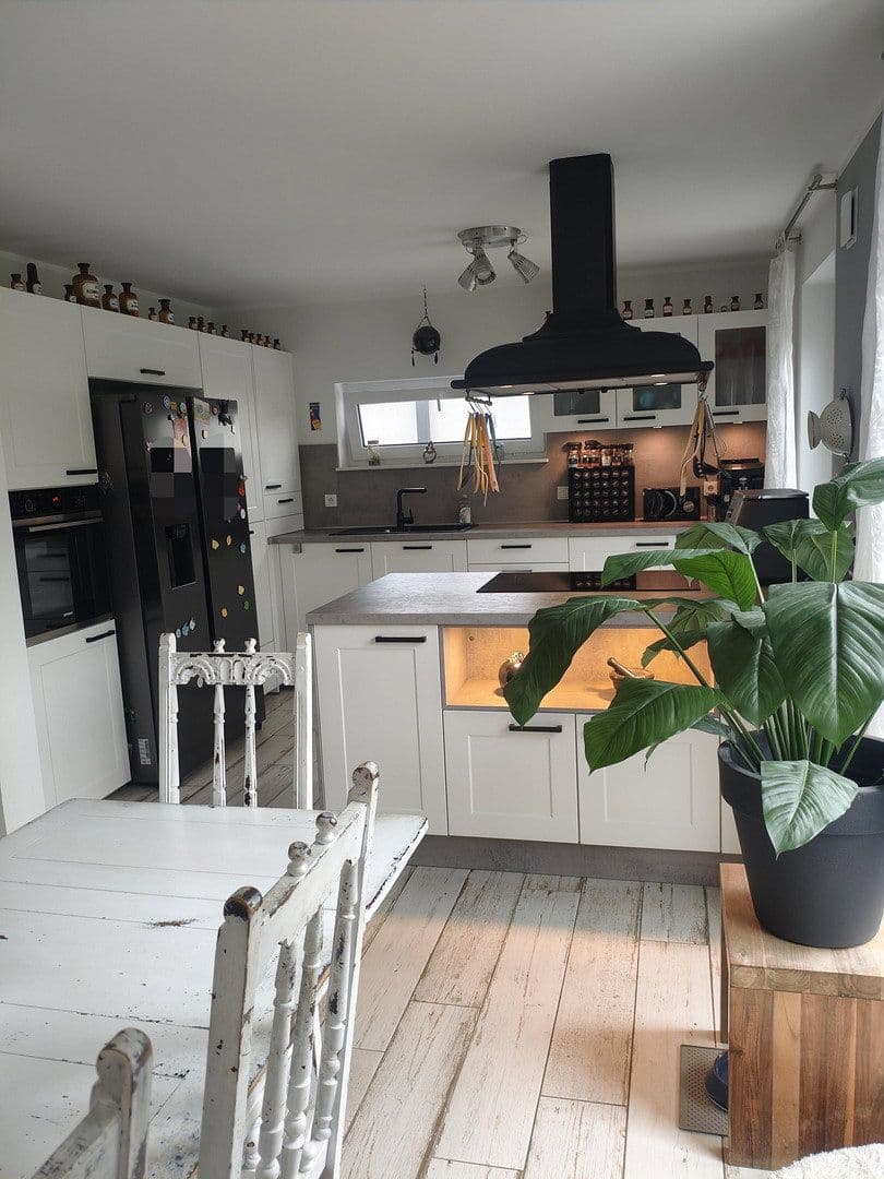 Prodej domu 158 m², pozemek 465 m², Hünxe, Severní Porýní-Vestfálsko Prodej domu 158 m², pozemek 465 m², Hünxe, Severní Porýní-Vestfálsko