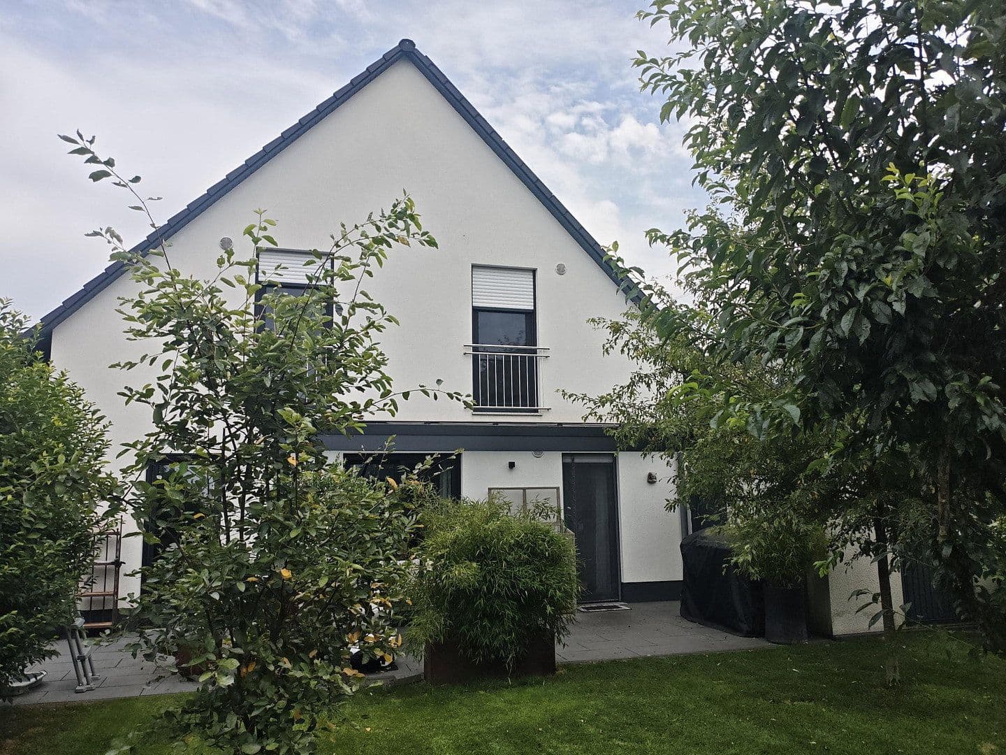 Prodej domu 158 m², pozemek 465 m², Hünxe, Severní Porýní-Vestfálsko Prodej domu 158 m², pozemek 465 m², Hünxe, Severní Porýní-Vestfálsko