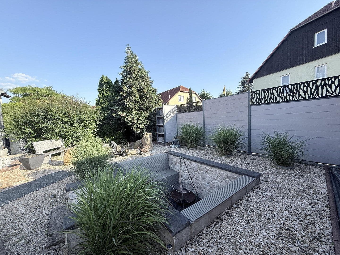 Prodej domu 145 m², pozemek 436 m², Bannewitz, Sasko Prodej domu 145 m², pozemek 436 m², Bannewitz, Sasko