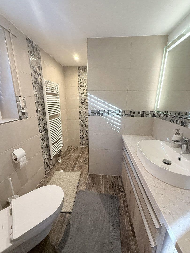 Prodej domu 145 m², pozemek 436 m², Bannewitz, Sasko Prodej domu 145 m², pozemek 436 m², Bannewitz, Sasko