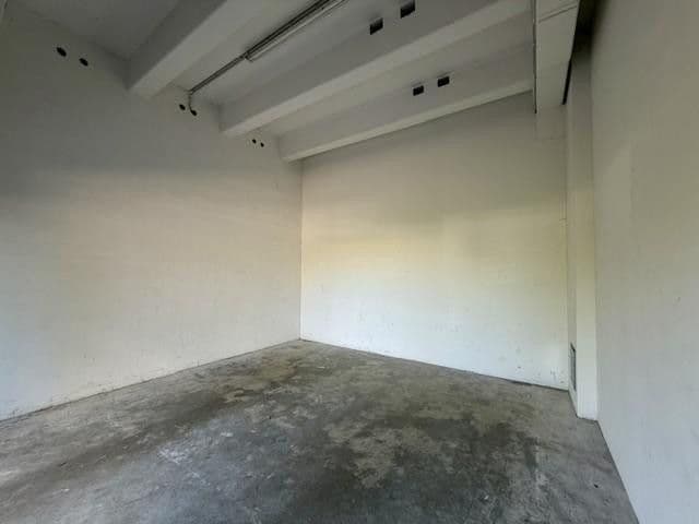 Pronájem nebytového prostoru 23 m², Maglinger Straße 48, München, Bavorsko Pronájem nebytového prostoru 23 m², Maglinger Straße 48, München, Bavorsko
