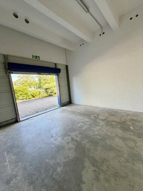 Pronájem nebytového prostoru 23 m², Maglinger Straße 48, München, Bavorsko Pronájem nebytového prostoru 23 m², Maglinger Straße 48, München, Bavorsko