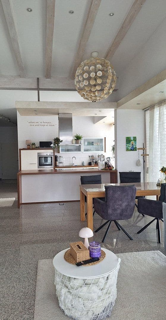 Pronájem bytu 3+1 105 m², Weizenweg 2, Barbing, Bavorsko Pronájem bytu 3+1 105 m², Weizenweg 2, Barbing, Bavorsko