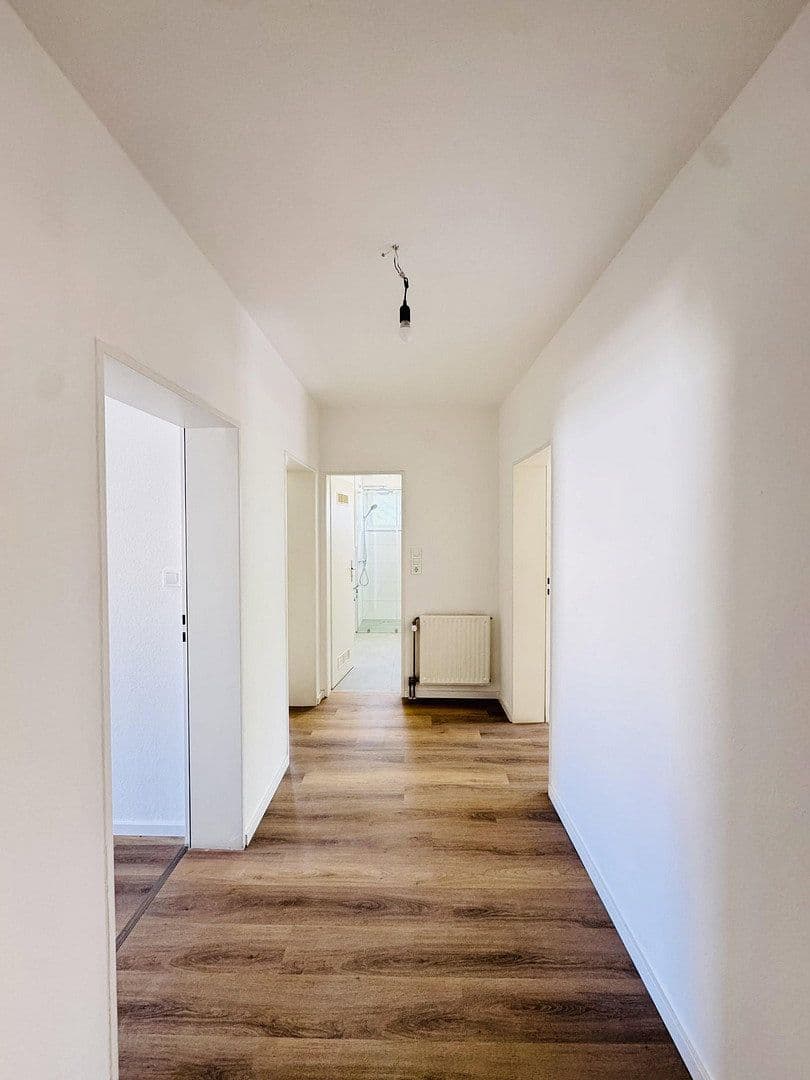 Prodej bytu 3+1 84 m², Georgh-Herwegh-Straße 28, Ludwigshafen am Rhein, Porýní-Falc Prodej bytu 3+1 84 m², Georgh-Herwegh-Straße 28, Ludwigshafen am Rhein, Porýní-Falc