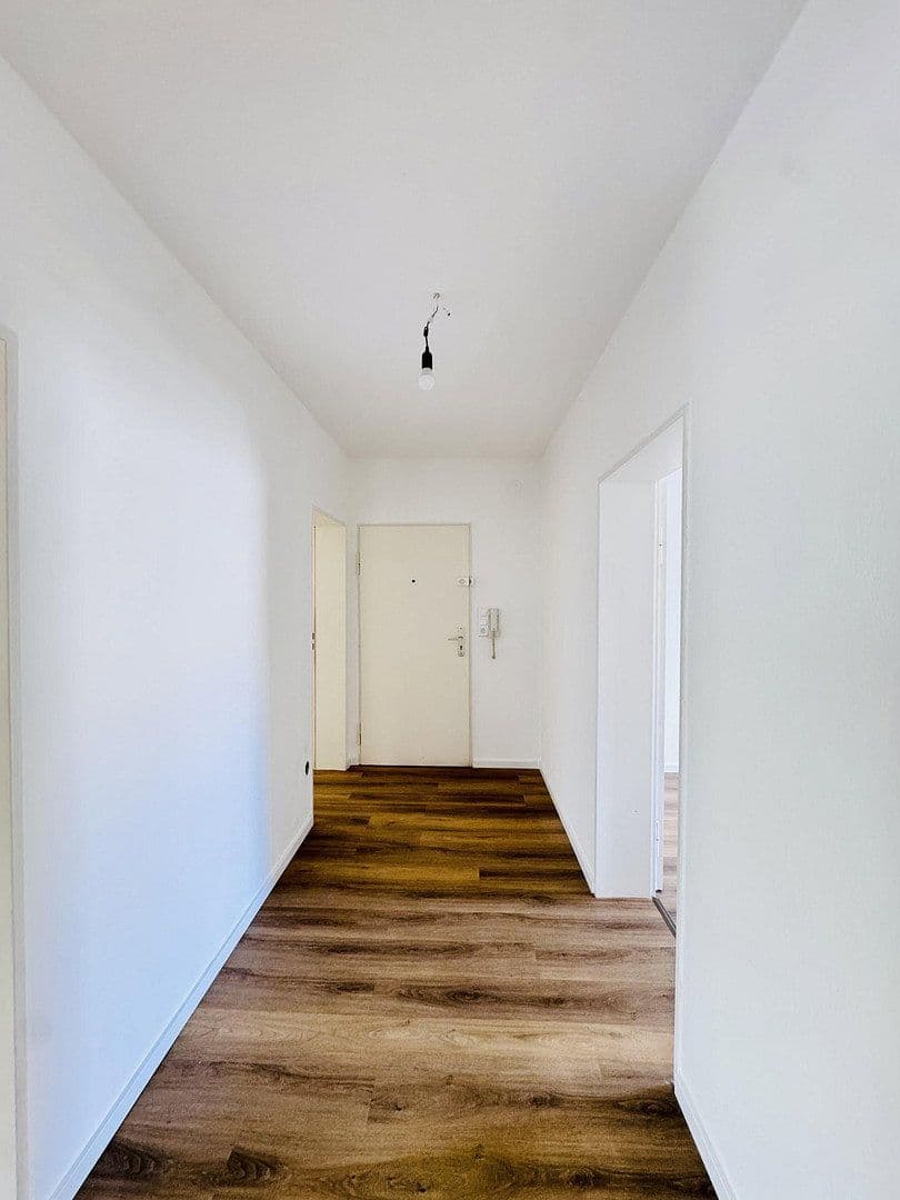 Prodej bytu 3+1 84 m², Georgh-Herwegh-Straße 28, Ludwigshafen am Rhein, Porýní-Falc Prodej bytu 3+1 84 m², Georgh-Herwegh-Straße 28, Ludwigshafen am Rhein, Porýní-Falc