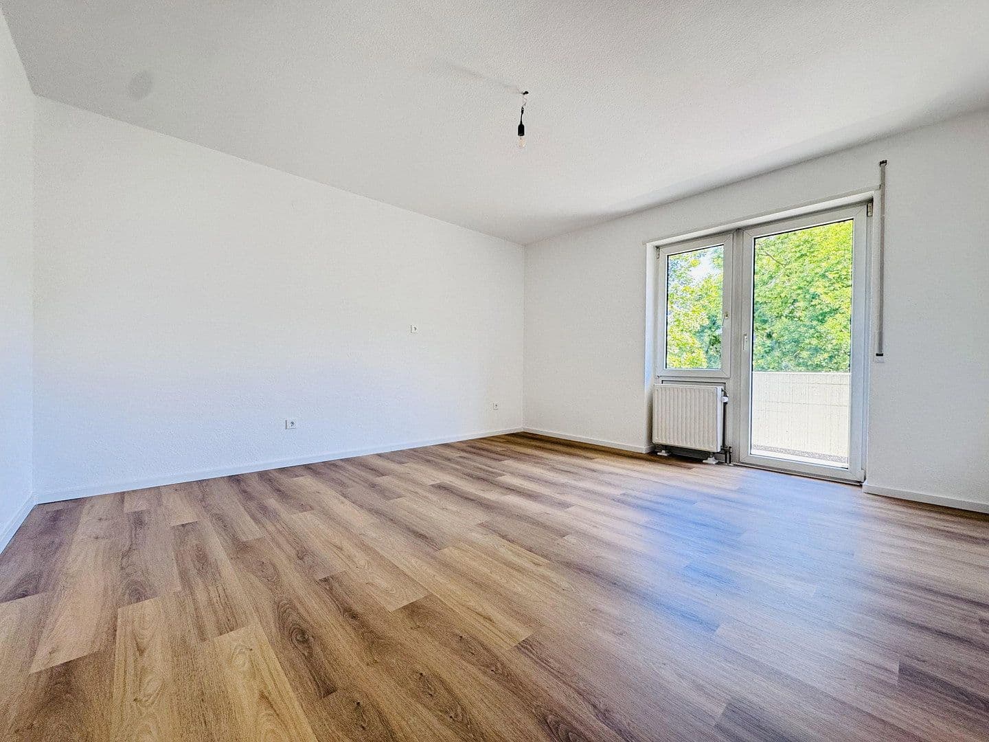 Prodej bytu 3+1 84 m², Georgh-Herwegh-Straße 28, Ludwigshafen am Rhein, Porýní-Falc Prodej bytu 3+1 84 m², Georgh-Herwegh-Straße 28, Ludwigshafen am Rhein, Porýní-Falc
