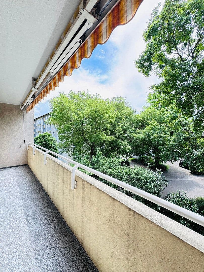 Prodej bytu 3+1 84 m², Georgh-Herwegh-Straße 28, Ludwigshafen am Rhein, Porýní-Falc Prodej bytu 3+1 84 m², Georgh-Herwegh-Straße 28, Ludwigshafen am Rhein, Porýní-Falc