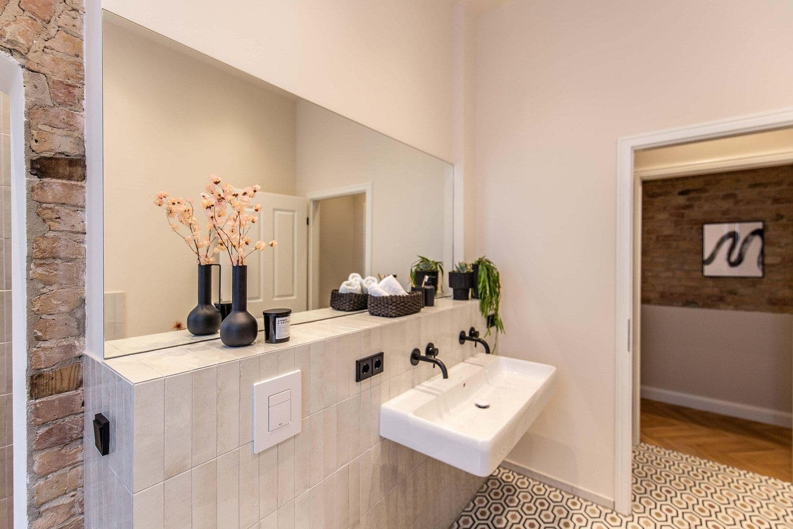 Prodej bytu 2+kk 65 m², Berlin, Berlín Prodej bytu 2+kk 65 m², Berlin, Berlín