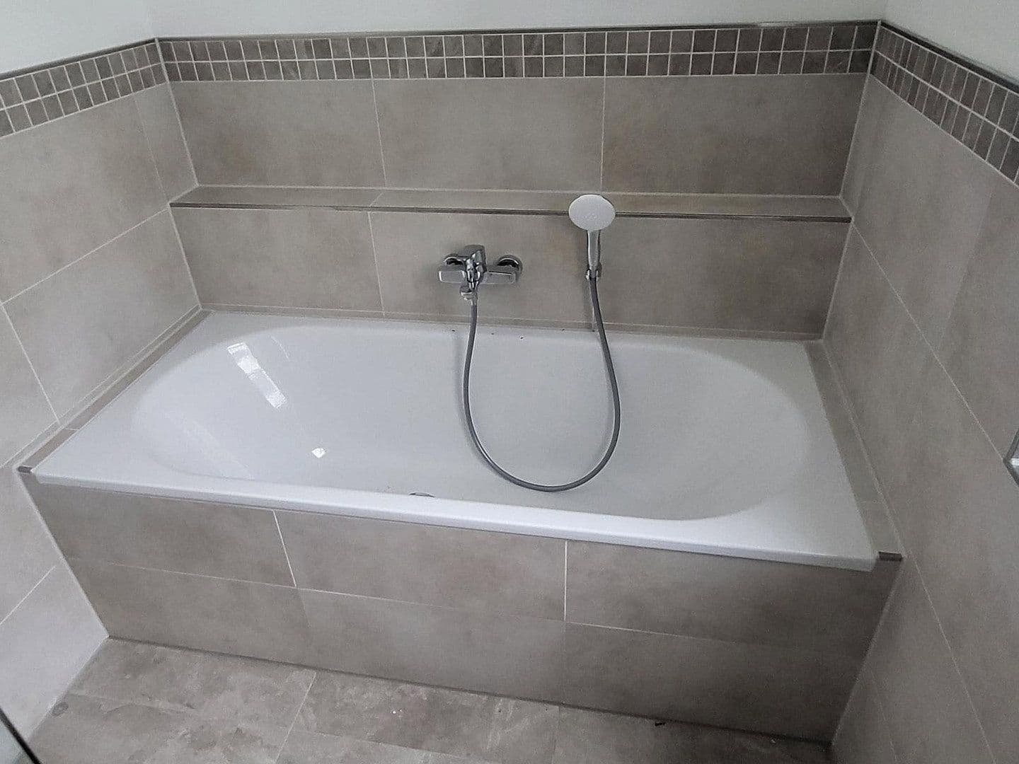 Prodej domu 150 m², pozemek 520 m², Finkenweg 16a, Falkensee, Braniborsko Prodej domu 150 m², pozemek 520 m², Finkenweg 16a, Falkensee, Braniborsko