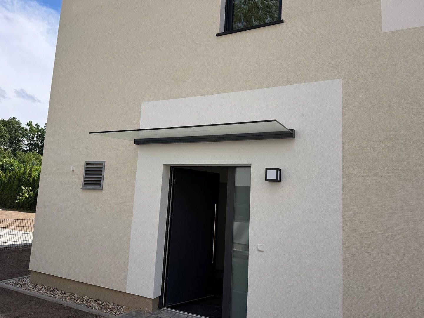 Prodej domu 150 m², pozemek 520 m², Finkenweg 16a, Falkensee, Braniborsko Prodej domu 150 m², pozemek 520 m², Finkenweg 16a, Falkensee, Braniborsko