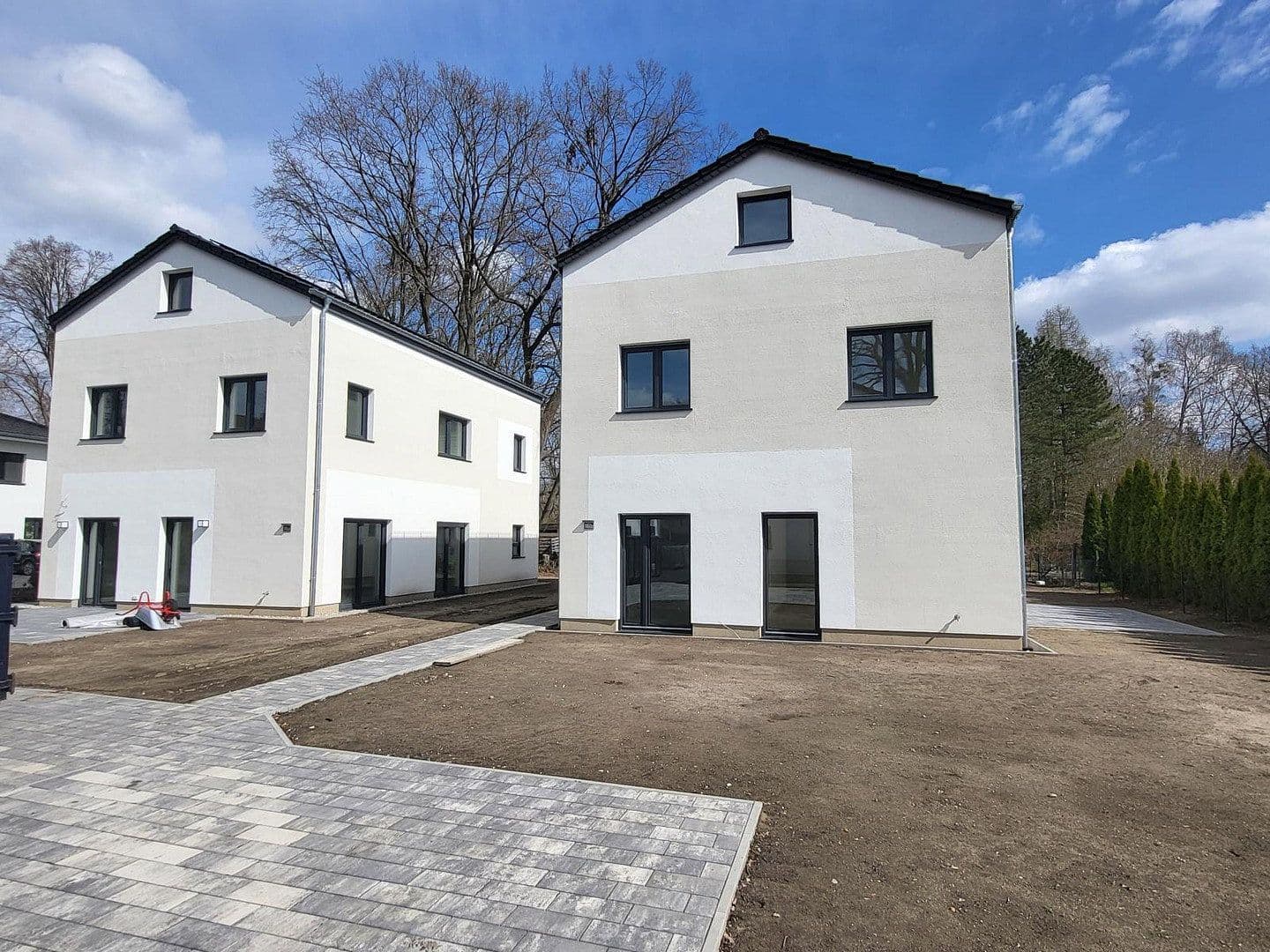 Prodej domu 150 m², pozemek 520 m², Finkenweg 16a, Falkensee, Braniborsko Prodej domu 150 m², pozemek 520 m², Finkenweg 16a, Falkensee, Braniborsko
