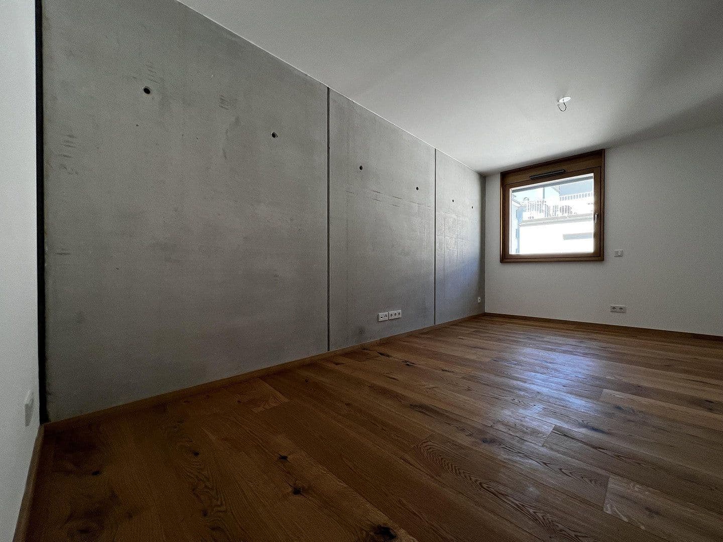 Pronájem bytu 3+1 90 m², Lerchenfeldstraße 28, München-Altstadt-Lehel, Bavorsko Pronájem bytu 3+1 90 m², Lerchenfeldstraße 28, München-Altstadt-Lehel, Bavorsko