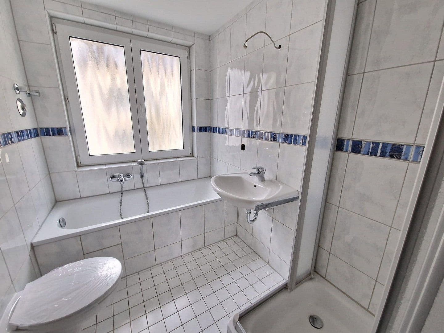 Pronájem bytu 3+kk 93 m², Moltkestraße 3, Hattingen, Severní Porýní-Vestfálsko Pronájem bytu 3+kk 93 m², Moltkestraße 3, Hattingen, Severní Porýní-Vestfálsko