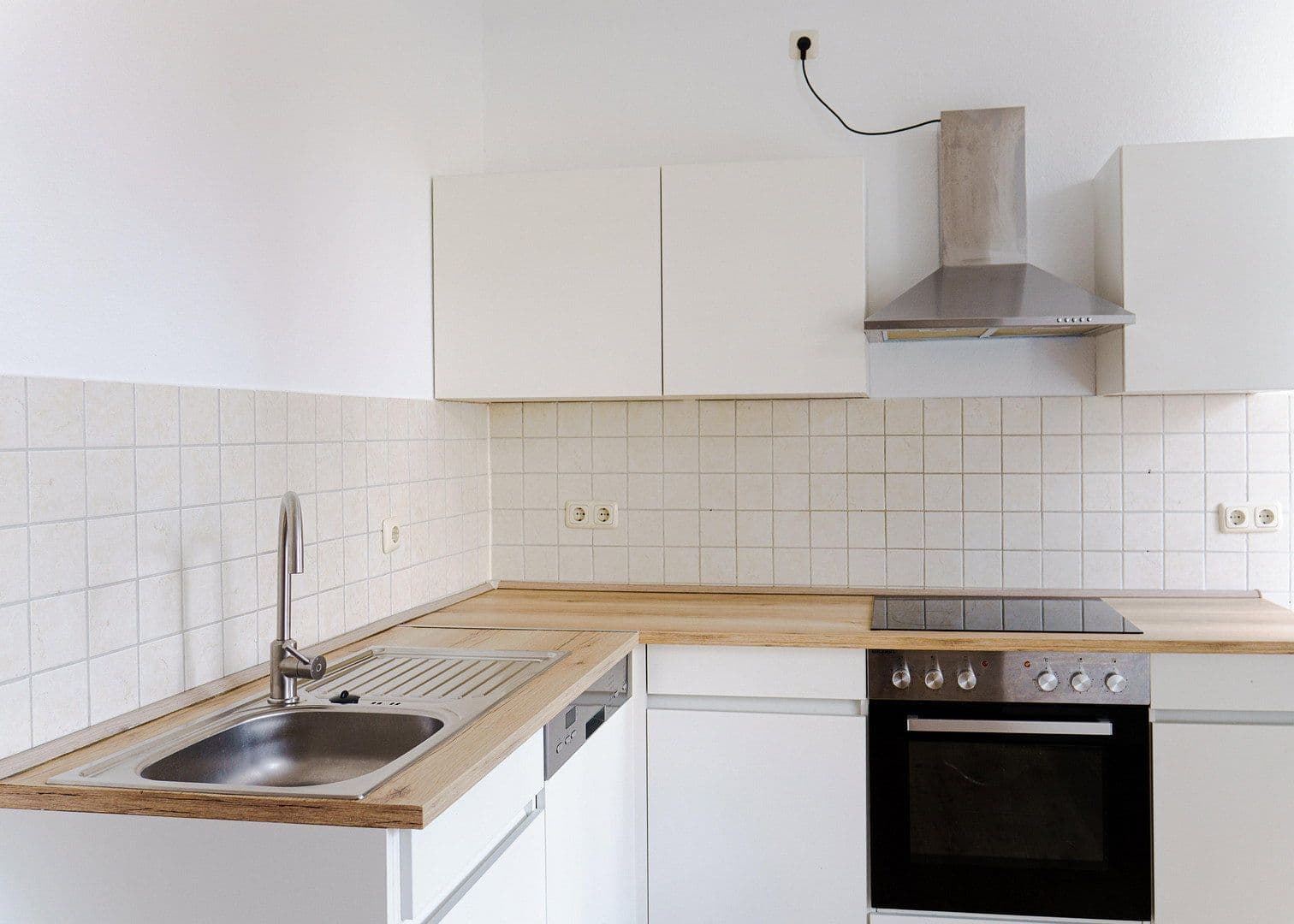 Pronájem bytu 3+1 77 m², Vogelmauer 45, Augsburg, Bavorsko Pronájem bytu 3+1 77 m², Vogelmauer 45, Augsburg, Bavorsko