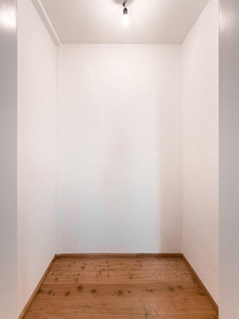 Pronájem bytu 3+1 77 m², Vogelmauer 45, Augsburg, Bavorsko Pronájem bytu 3+1 77 m², Vogelmauer 45, Augsburg, Bavorsko