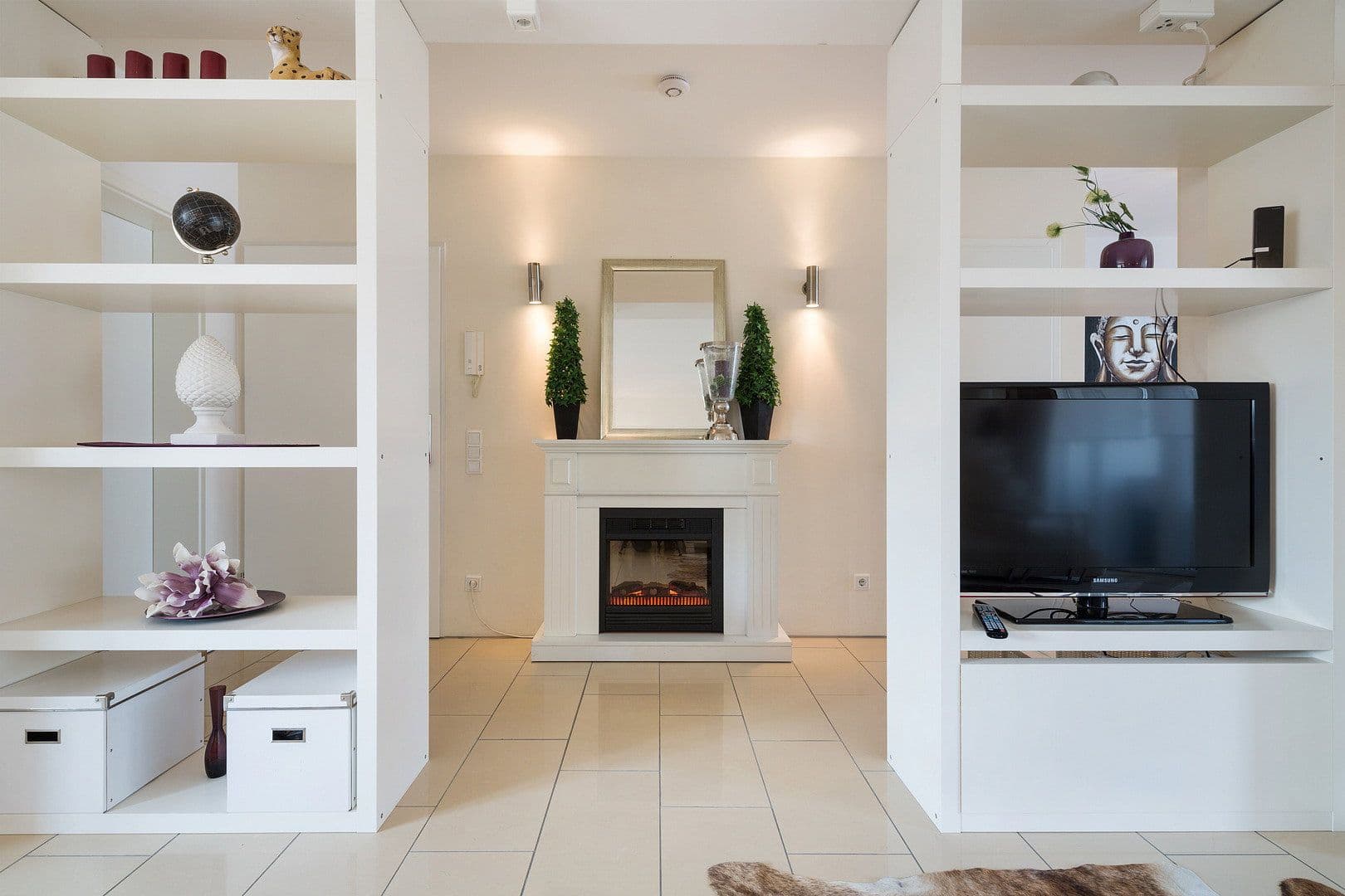 Pronájem bytu 2+1 60 m², Düsseldorf, Severní Porýní-Vestfálsko Pronájem bytu 2+1 60 m², Düsseldorf, Severní Porýní-Vestfálsko