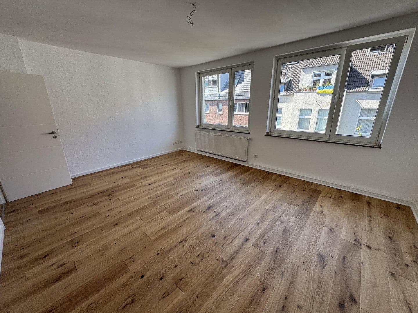 Pronájem bytu 1+1 74 m², Köln, Severní Porýní-Vestfálsko Pronájem bytu 1+1 74 m², Köln, Severní Porýní-Vestfálsko