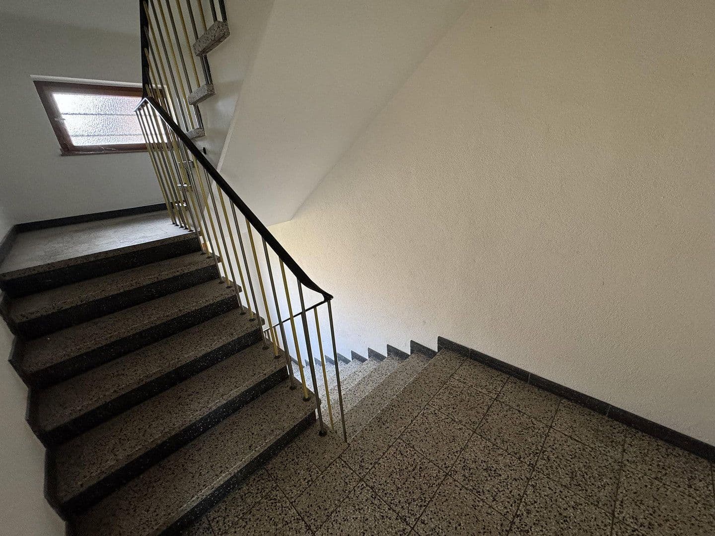 Pronájem bytu 1+1 74 m², Köln, Severní Porýní-Vestfálsko Pronájem bytu 1+1 74 m², Köln, Severní Porýní-Vestfálsko