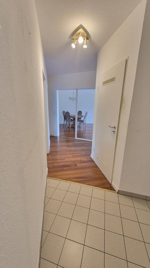 Pronájem bytu 3+1 81 m², Bremen, Bremen Pronájem bytu 3+1 81 m², Bremen, Bremen