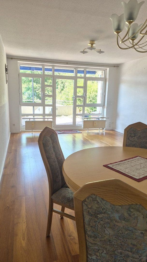 Pronájem bytu 3+1 81 m², Bremen, Bremen Pronájem bytu 3+1 81 m², Bremen, Bremen