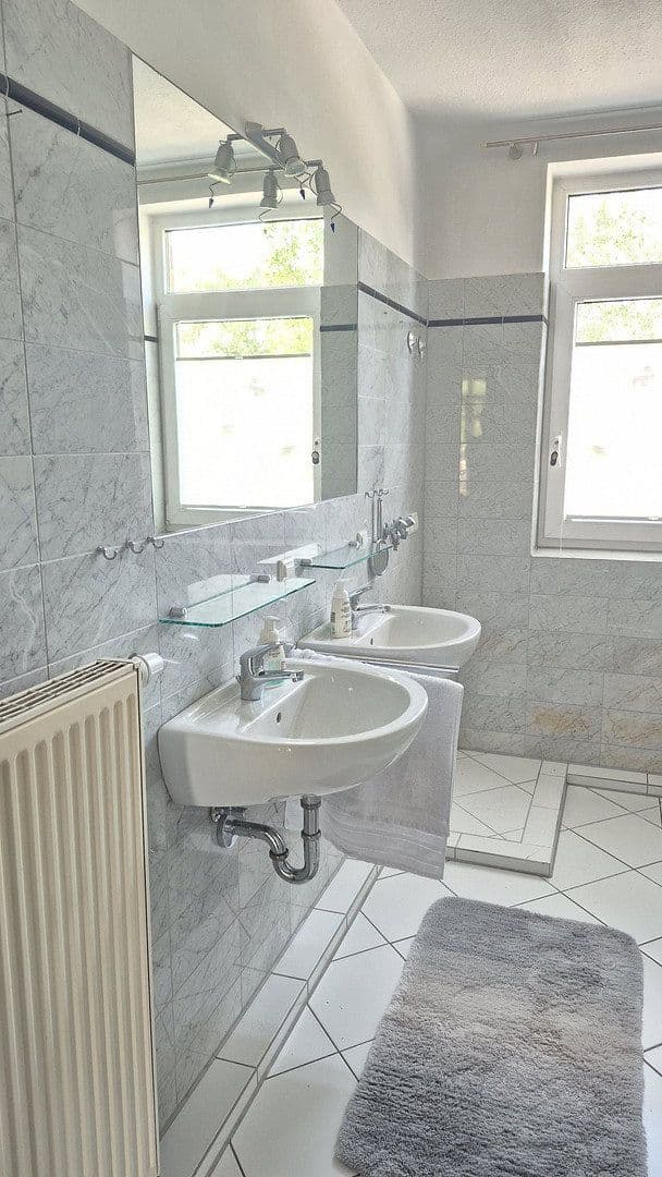 Pronájem bytu 3+1 81 m², Bremen, Bremen Pronájem bytu 3+1 81 m², Bremen, Bremen
