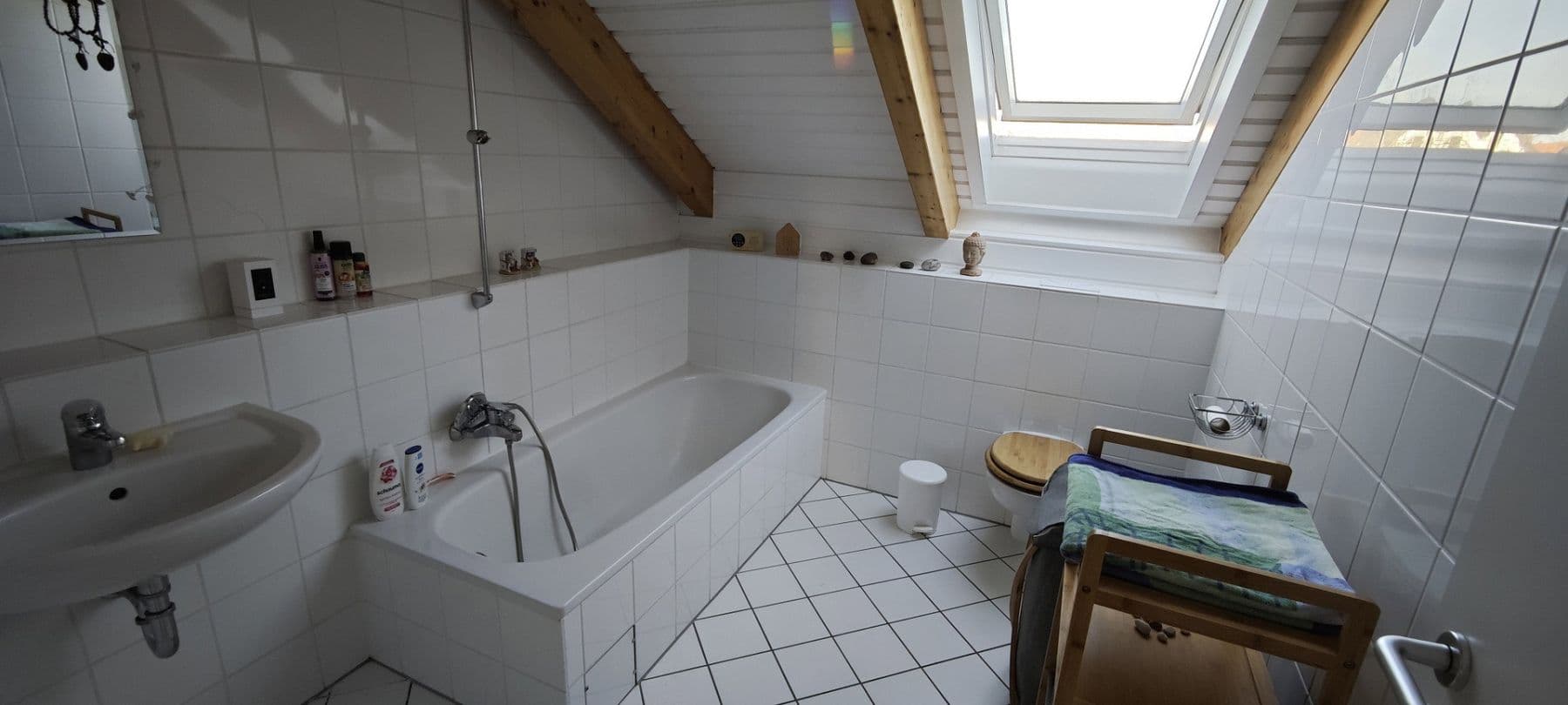 Pronájem bytu 2+kk 75 m², Rehwinkel 7, Seelze, Dolní Sasko Pronájem bytu 2+kk 75 m², Rehwinkel 7, Seelze, Dolní Sasko