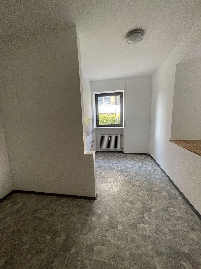 Pronájem nebytového prostoru 235 m², Grüntenstrasse 10, Sonthofen, Bavorsko Pronájem nebytového prostoru 235 m², Grüntenstrasse 10, Sonthofen, Bavorsko