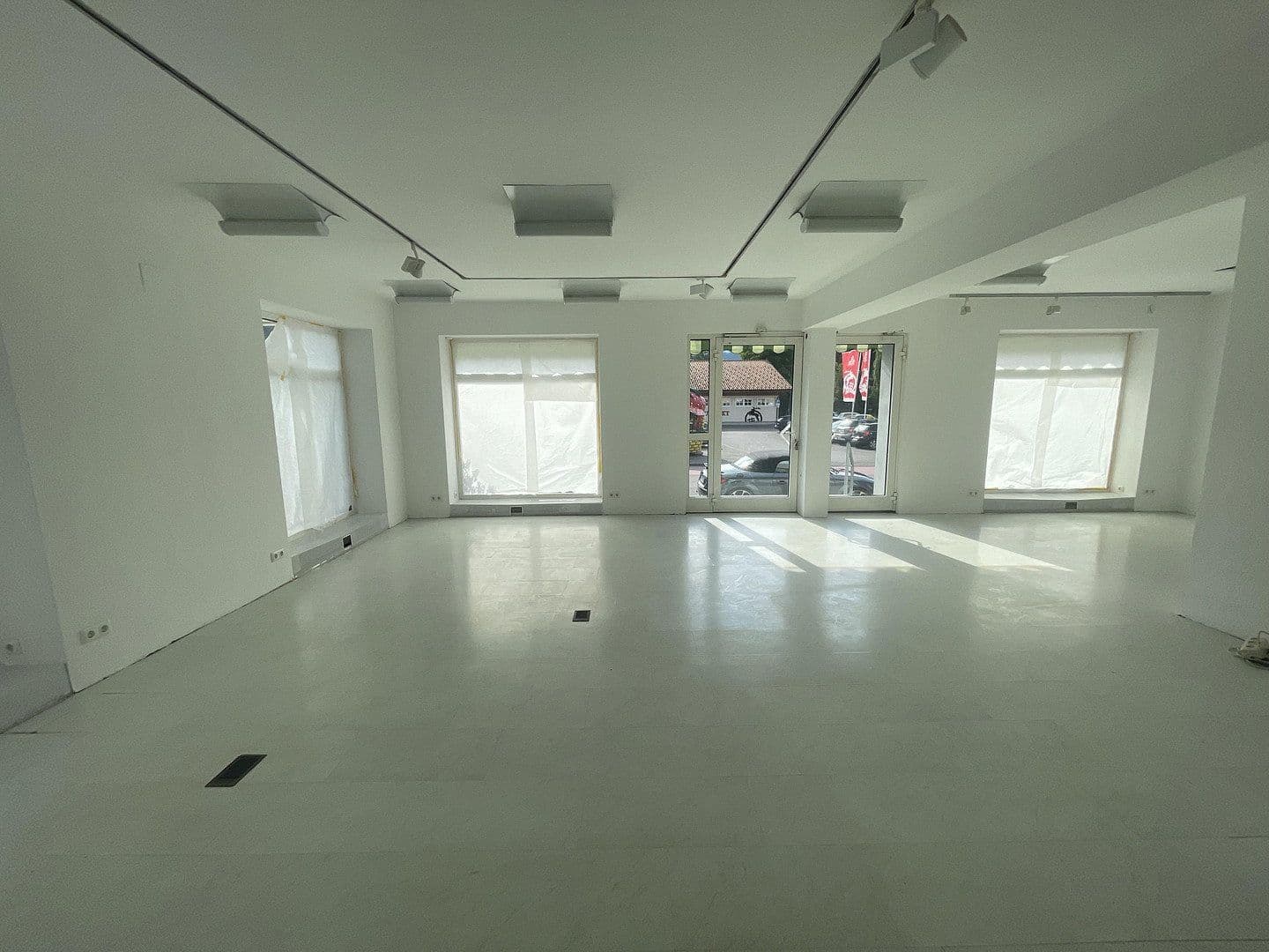 Pronájem nebytového prostoru 235 m², Grüntenstrasse 10, Sonthofen, Bavorsko Pronájem nebytového prostoru 235 m², Grüntenstrasse 10, Sonthofen, Bavorsko