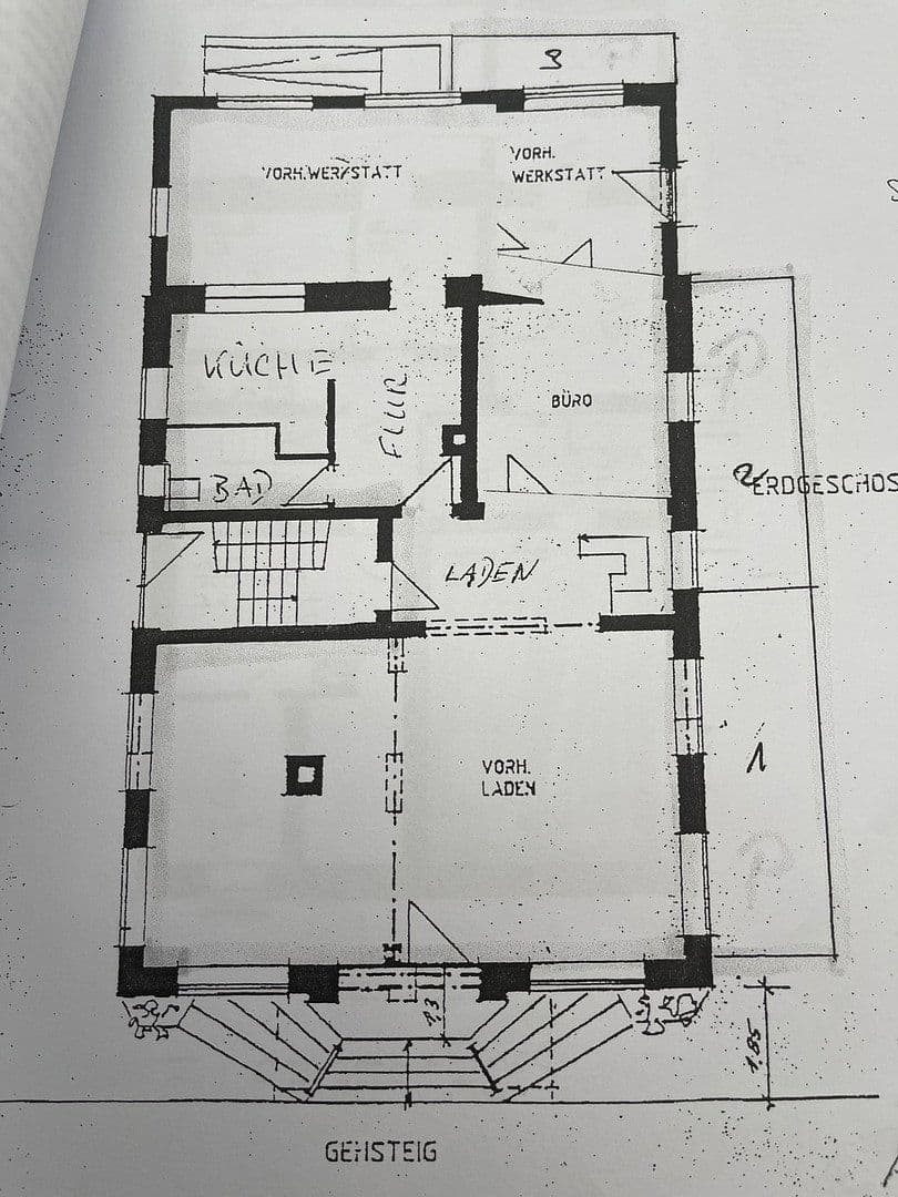 Pronájem nebytového prostoru 235 m², Grüntenstrasse 10, Sonthofen, Bavorsko Pronájem nebytového prostoru 235 m², Grüntenstrasse 10, Sonthofen, Bavorsko
