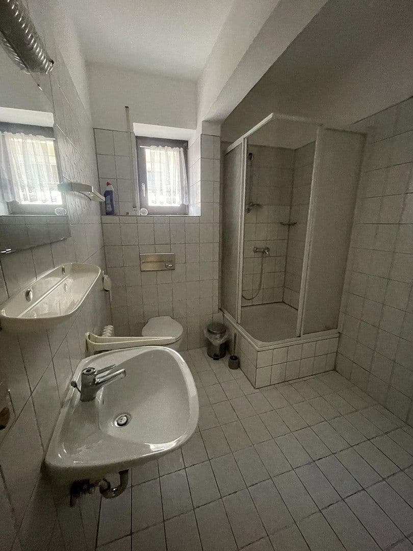 Pronájem nebytového prostoru 235 m², Grüntenstrasse 10, Sonthofen, Bavorsko Pronájem nebytového prostoru 235 m², Grüntenstrasse 10, Sonthofen, Bavorsko
