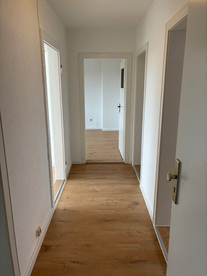 Pronájem bytu 3+1 55 m², Bremerhaven, Bremen Pronájem bytu 3+1 55 m², Bremerhaven, Bremen