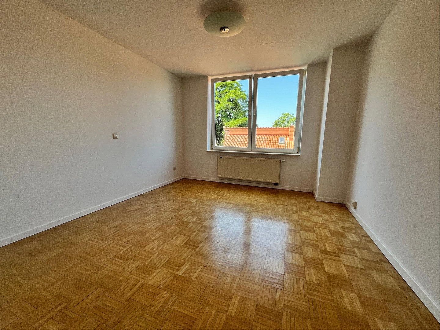 Prodej bytu 3+1 59 m², Hauptstraße 14a, Wiefelstede, Dolní Sasko Prodej bytu 3+1 59 m², Hauptstraße 14a, Wiefelstede, Dolní Sasko