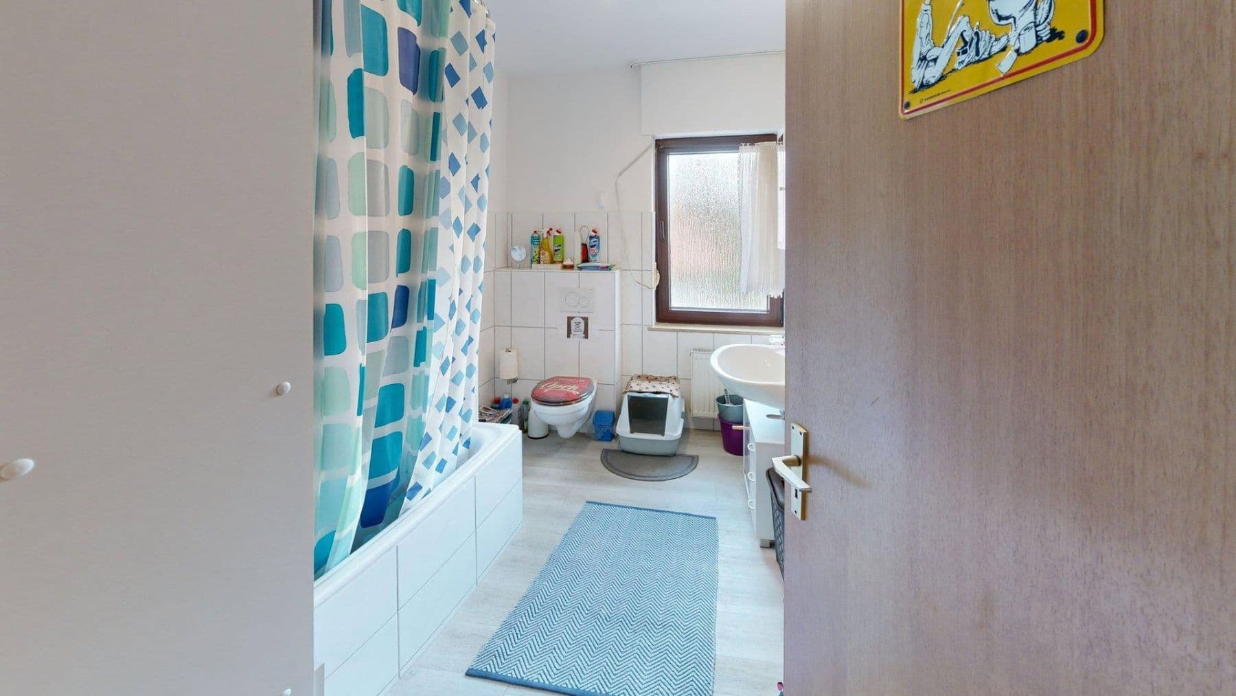 Prodej domu 160 m², pozemek 193 m², Briloner Straße 17, Warburg, Severní Porýní-Vestfálsko Prodej domu 160 m², pozemek 193 m², Briloner Straße 17, Warburg, Severní Porýní-Vestfálsko