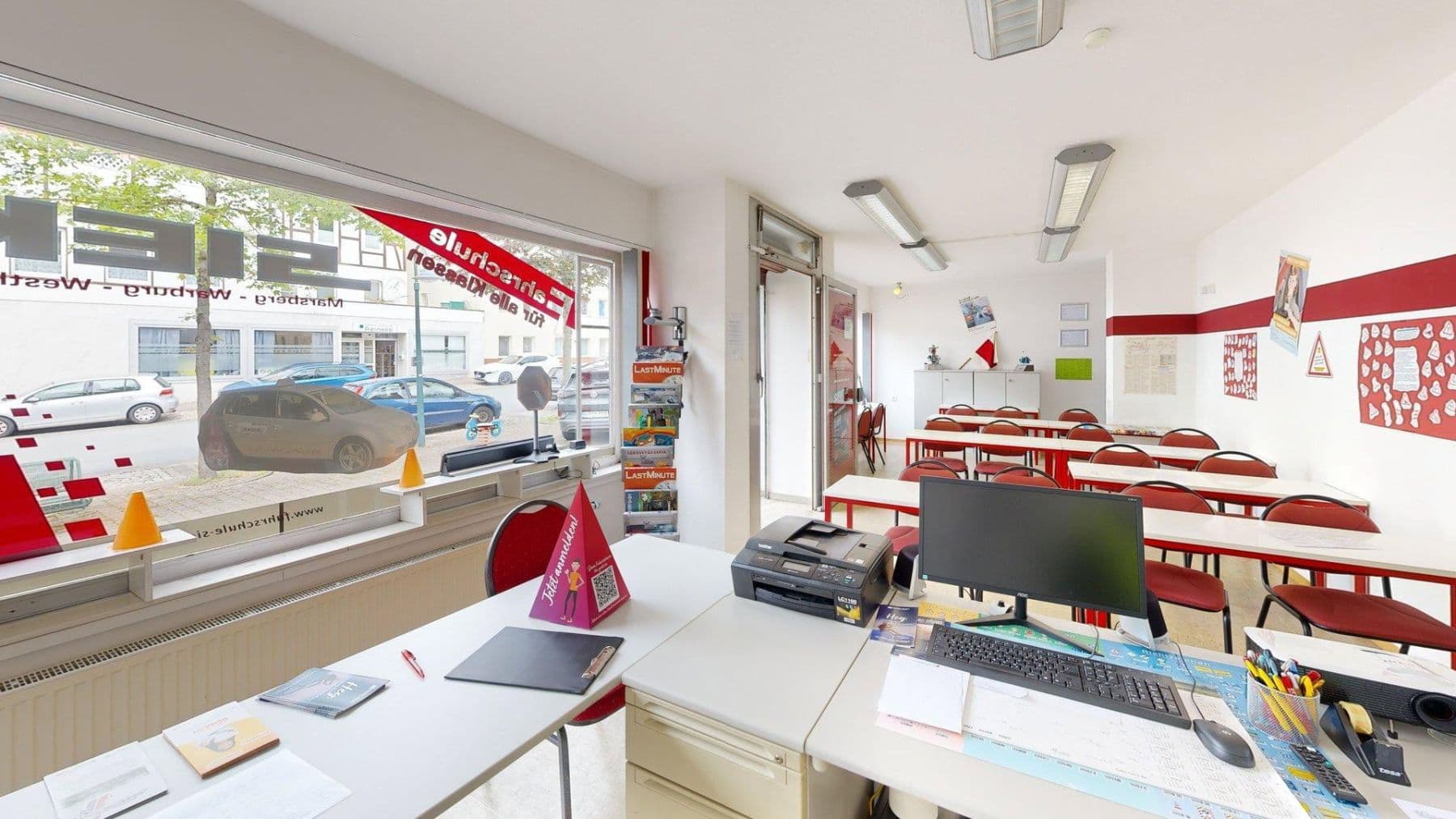 Prodej domu 160 m², pozemek 193 m², Briloner Straße 17, Warburg, Severní Porýní-Vestfálsko Prodej domu 160 m², pozemek 193 m², Briloner Straße 17, Warburg, Severní Porýní-Vestfálsko