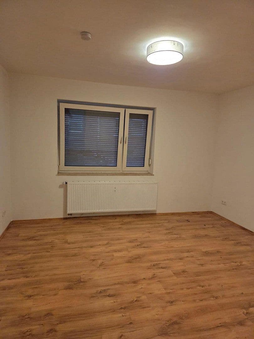Pronájem bytu 1+1 43 m², Robert-Koch-Straße 8, Leverkusen, Severní Porýní-Vestfálsko Pronájem bytu 1+1 43 m², Robert-Koch-Straße 8, Leverkusen, Severní Porýní-Vestfálsko
