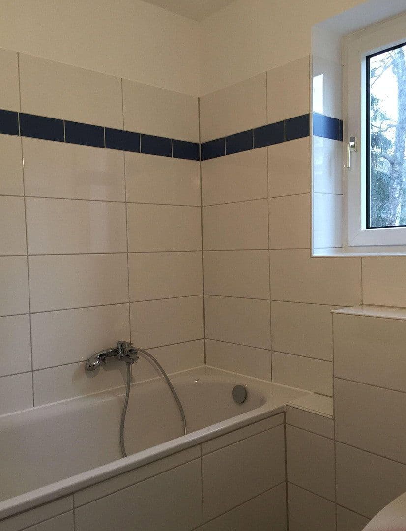 Pronájem bytu 1+1 43 m², Robert-Koch-Straße 8, Leverkusen, Severní Porýní-Vestfálsko Pronájem bytu 1+1 43 m², Robert-Koch-Straße 8, Leverkusen, Severní Porýní-Vestfálsko